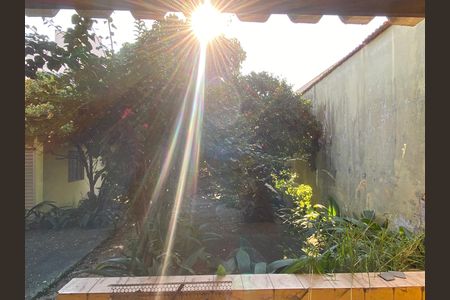 Casa à venda com 500m², 3 quartos e 3 vagas Casa à venda com 500m², 3 quartos e 3 vagasÁrea externa - Jardim