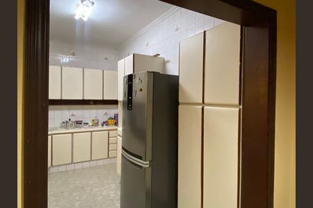 Casa à venda com 500m², 3 quartos e 3 vagas Casa à venda com 500m², 3 quartos e 3 vagasCozinha