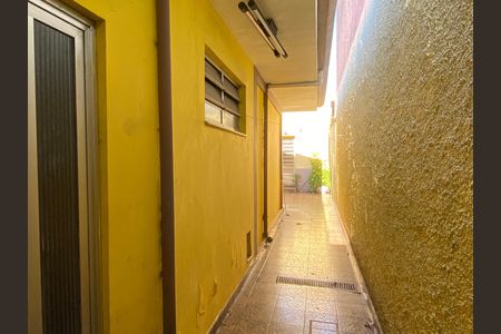 Casa à venda com 500m², 3 quartos e 3 vagas Casa à venda com 500m², 3 quartos e 3 vagasÁrea externa