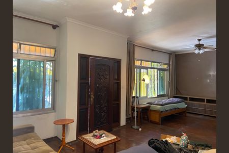 Casa para alugar com 3 quartos, 500m² em Presidente Altino, Osasco