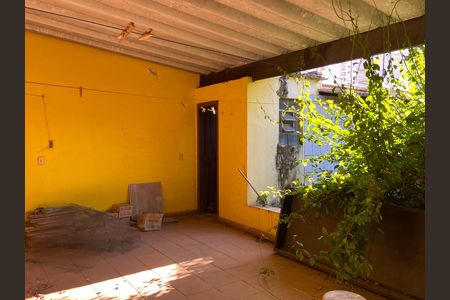 Área externa de casa para alugar com 3 quartos, 500m² em Presidente Altino, Osasco