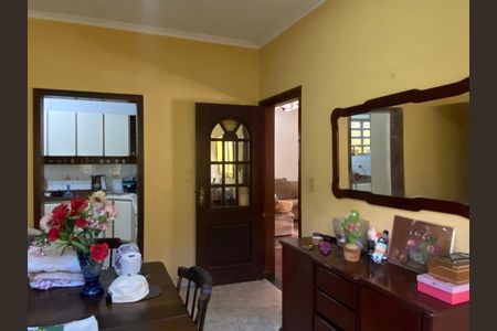 Casa à venda com 500m², 3 quartos e 3 vagas Casa à venda com 500m², 3 quartos e 3 vagasSala de Jantar