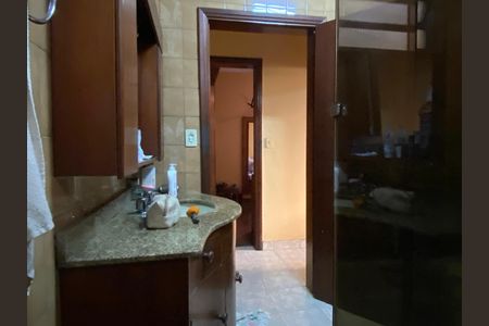 Casa à venda com 500m², 3 quartos e 3 vagas Casa à venda com 500m², 3 quartos e 3 vagasBanheiro 2