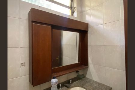 Casa à venda com 500m², 3 quartos e 3 vagas Casa à venda com 500m², 3 quartos e 3 vagasBanheiro da Suíte