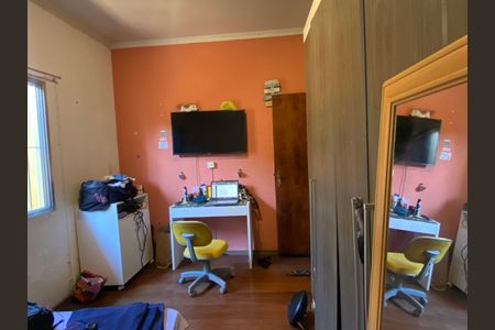 Casa à venda com 500m², 3 quartos e 3 vagas Casa à venda com 500m², 3 quartos e 3 vagasQuarto 1