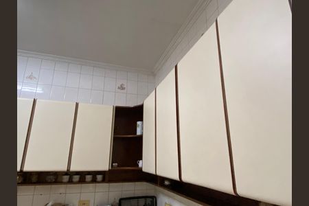 Casa à venda com 500m², 3 quartos e 3 vagas Casa à venda com 500m², 3 quartos e 3 vagasCozinha