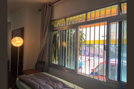 Casa à venda com 500m², 3 quartos e 3 vagas Casa à venda com 500m², 3 quartos e 3 vagasSala