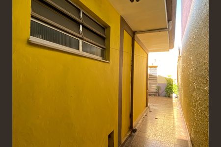 Casa à venda com 500m², 3 quartos e 3 vagas Casa à venda com 500m², 3 quartos e 3 vagasÁrea externa