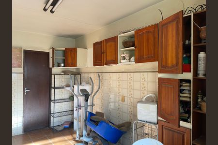 Casa à venda com 500m², 3 quartos e 3 vagas Casa à venda com 500m², 3 quartos e 3 vagasÁrea de Serviço