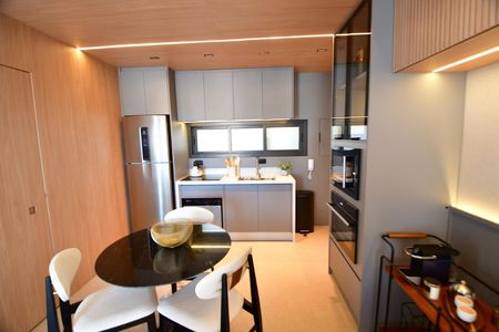 Cozinha de kitnet/studio à venda com 1 quarto, 39m² em Cambuí, Campinas