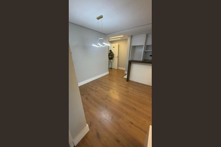 Sala de apartamento para alugar com 2 quartos, 60m² em Fanny, Curitiba