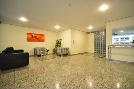 Apartamento à venda com 84m², 2 quartos e 2 vagasHall Social
