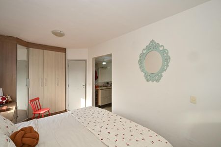 Apartamento à venda com 84m², 2 quartos e 2 vagasSuíte