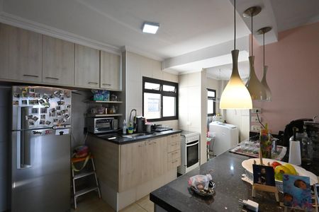 Apartamento à venda com 84m², 2 quartos e 2 vagasCozinha