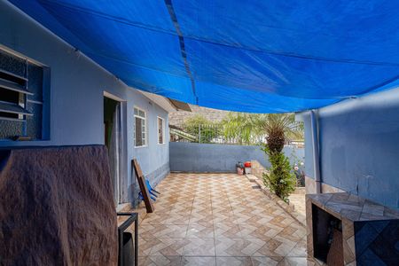 Casa à venda com 300m², 2 quartos e 5 vagasQuintal