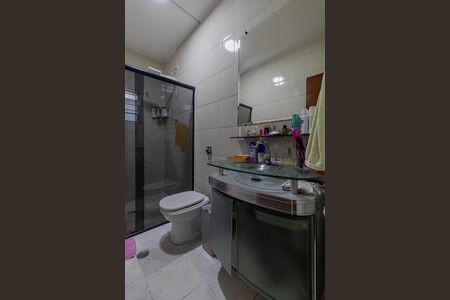 Casa à venda com 300m², 2 quartos e 5 vagasBanheiro