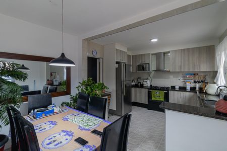 Casa à venda com 300m², 2 quartos e 5 vagasCozinha