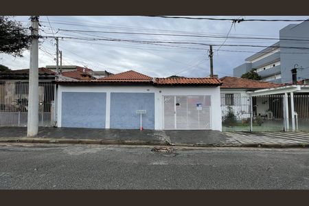 Casa à venda com 300m², 2 quartos e 5 vagasFachada+Placa 