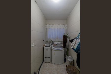 Casa à venda com 300m², 2 quartos e 5 vagasÁrea de Serviço