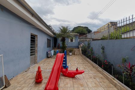 Casa à venda com 300m², 2 quartos e 5 vagasQuintal