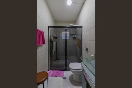Casa à venda com 300m², 2 quartos e 5 vagasBanheiro