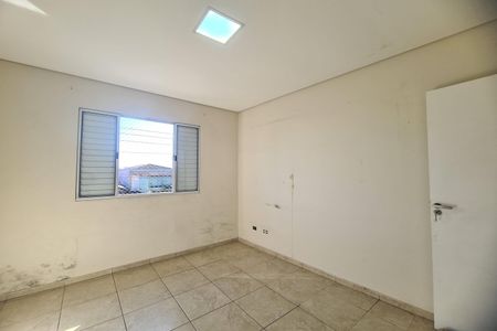 Quarto 1 de casa para alugar com 2 quartos, 115m² em Jardim Planalto, São Paulo