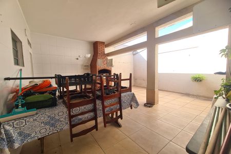 Área de serviço e Churrasqueira de casa para alugar com 2 quartos, 115m² em Jardim Planalto, São Paulo