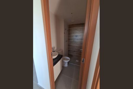 Apartamento para alugar com 45m², 2 quartos e 1 vaga Apartamento para alugar com 45m², 2 quartos e 1 vagaBanheiro