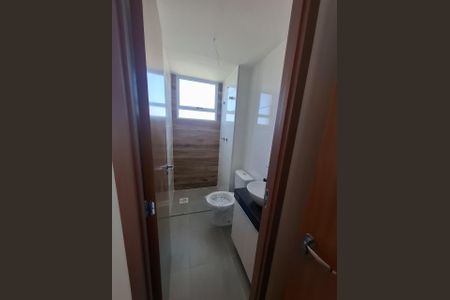 Apartamento para alugar com 45m², 2 quartos e 1 vaga Apartamento para alugar com 45m², 2 quartos e 1 vagaBanheiro