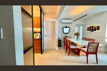Apartamento para alugar com 106m², 3 quartos e 2 vagas Apartamento para alugar com 106m², 3 quartos e 2 vagasCozinha