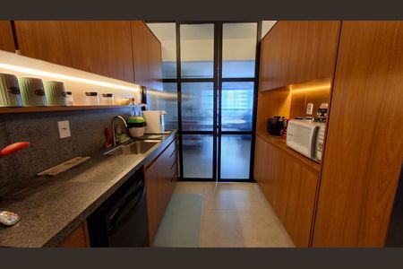 Apartamento para alugar com 106m², 2 quartos e 2 vagas Apartamento para alugar com 106m², 2 quartos e 2 vagasCozinha