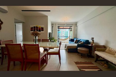 Apartamento para alugar com 106m², 3 quartos e 2 vagas Apartamento para alugar com 106m², 3 quartos e 2 vagasSala