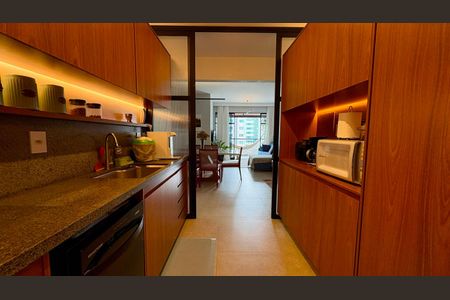 Apartamento para alugar com 106m², 3 quartos e 2 vagas Apartamento para alugar com 106m², 3 quartos e 2 vagasCozinha
