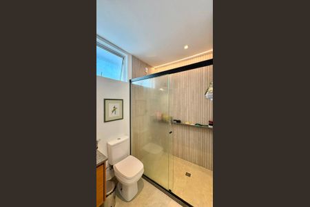Apartamento para alugar com 106m², 3 quartos e 2 vagas Apartamento para alugar com 106m², 3 quartos e 2 vagasBanheiro