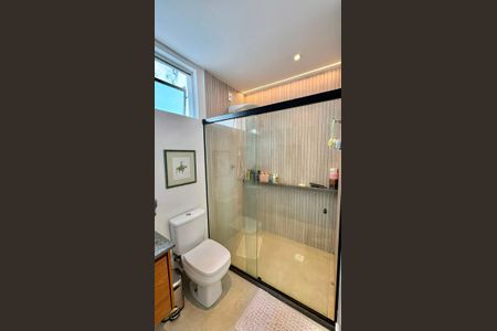 Apartamento para alugar com 106m², 3 quartos e 2 vagas Apartamento para alugar com 106m², 3 quartos e 2 vagasBanheiro