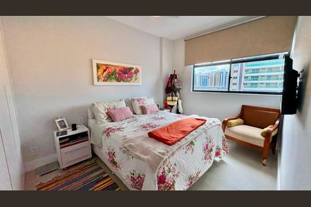 Apartamento para alugar com 106m², 3 quartos e 2 vagas Apartamento para alugar com 106m², 3 quartos e 2 vagasQuarto