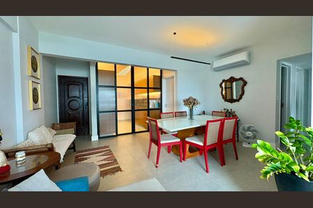 Apartamento para alugar com 106m², 3 quartos e 2 vagas Apartamento para alugar com 106m², 3 quartos e 2 vagasSala