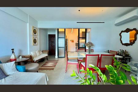 Apartamento para alugar com 106m², 3 quartos e 2 vagas Apartamento para alugar com 106m², 3 quartos e 2 vagasSala