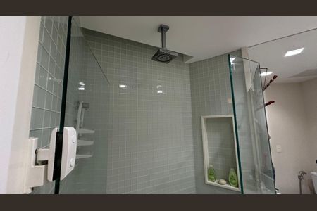 Apartamento à venda com 81m², 2 quartos e 1 vaga Apartamento à venda com 81m², 2 quartos e 1 vagaBanheiro