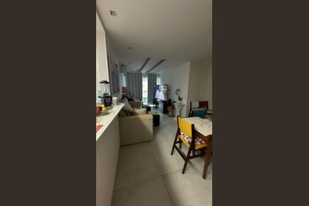 Apartamento à venda com 81m², 2 quartos e 1 vaga Apartamento à venda com 81m², 2 quartos e 1 vagaCozinha