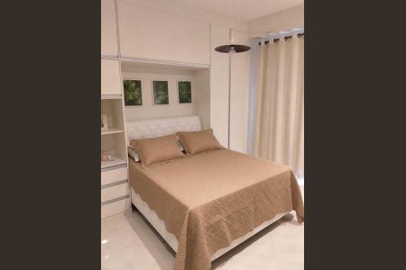 Apartamento para alugar com 72m², 2 quartos e 1 vagaQuarto