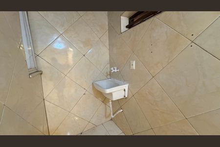 Lavanderia de apartamento para alugar com 2 quartos, 65m² em Bingen, Petrópolis