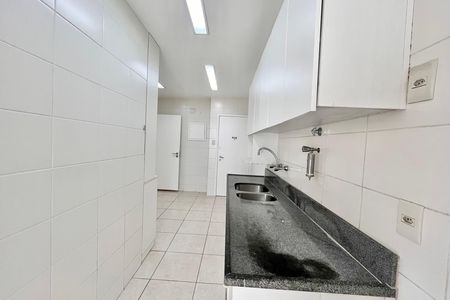 Apartamento para alugar com 120m², 2 quartos e 1 vaga