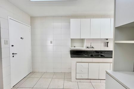 Apartamento para alugar com 120m², 2 quartos e 1 vaga Apartamento para alugar com 120m², 2 quartos e 1 vagaCozinha