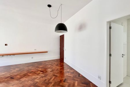 Sala  de apartamento para alugar com 2 quartos, 120m² em Lagoa, Rio de Janeiro