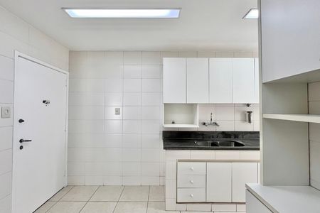 Apartamento para alugar com 120m², 2 quartos e 1 vaga Apartamento para alugar com 120m², 2 quartos e 1 vagaCozinha