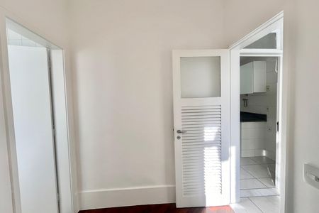 Apartamento para alugar com 120m², 2 quartos e 1 vaga Apartamento para alugar com 120m², 2 quartos e 1 vagaQuarto de Serviço