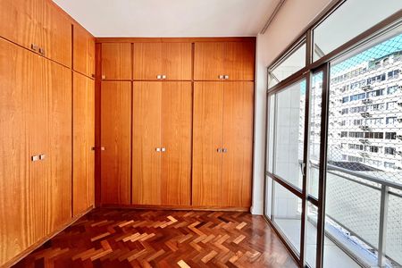 Apartamento para alugar com 120m², 2 quartos e 1 vaga Apartamento para alugar com 120m², 2 quartos e 1 vagaSuite