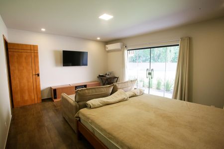 Casa de condomínio à venda com 430m², 5 quartos e 6 vagasQuarto Suíte 1