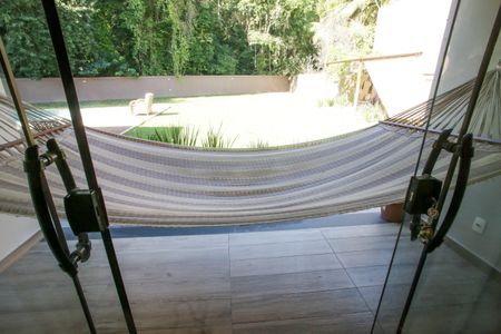 Casa de condomínio à venda com 430m², 5 quartos e 6 vagasVaranda da Suíte 2